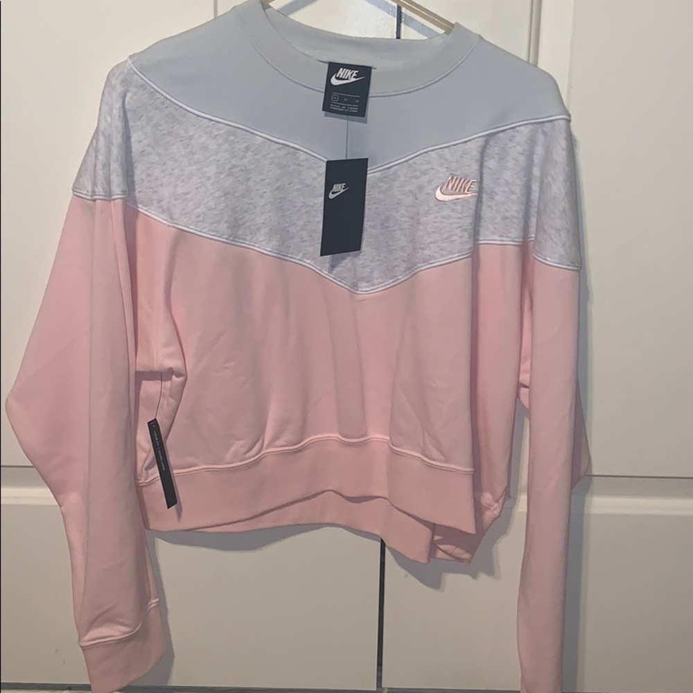 Nike crop sweatshirt size xl NWT